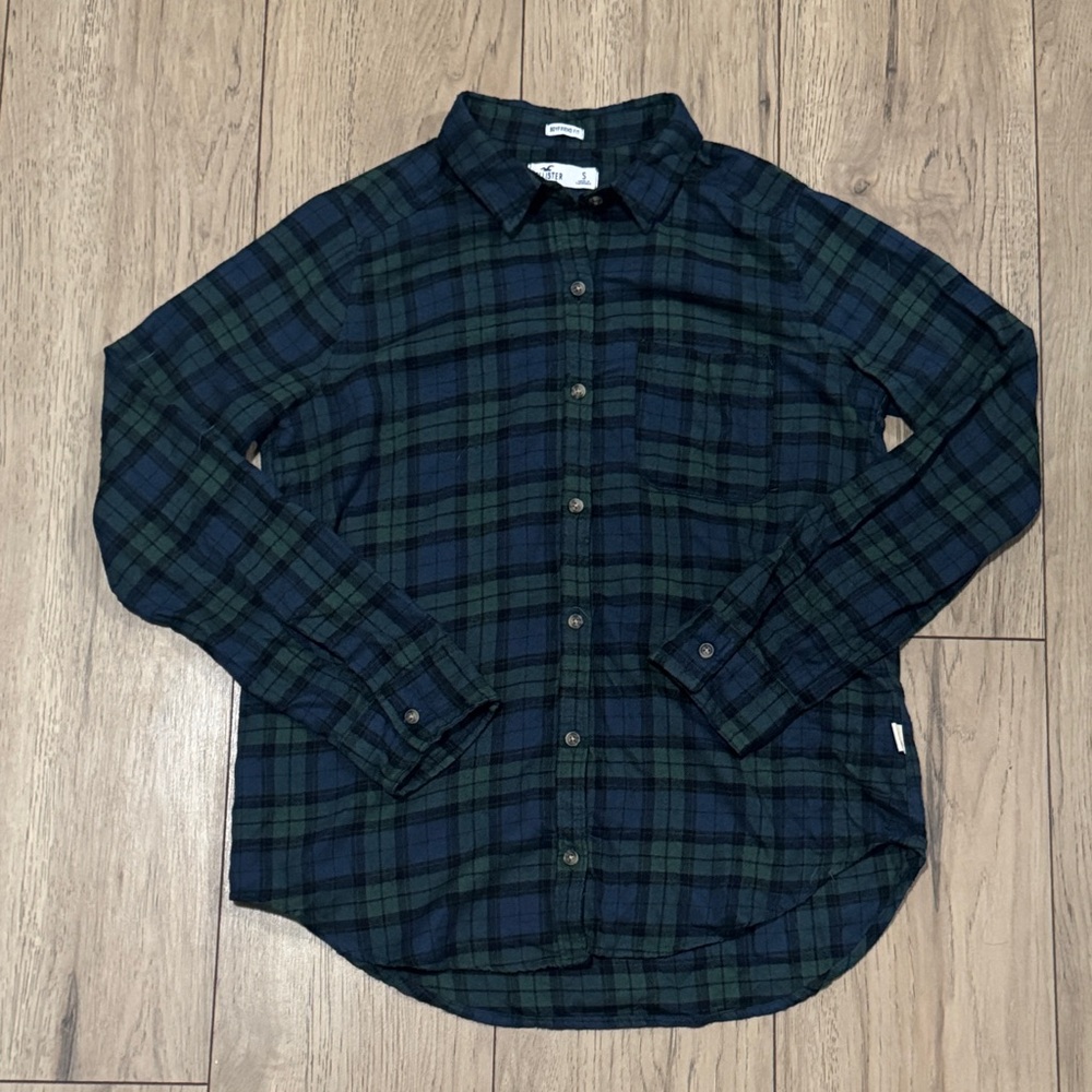 Hollister Boyfriend Fit Green and Blue Flannel Button Down Shirt Women’s Small